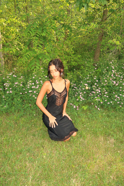 Moonlight Widow Slip (XS)